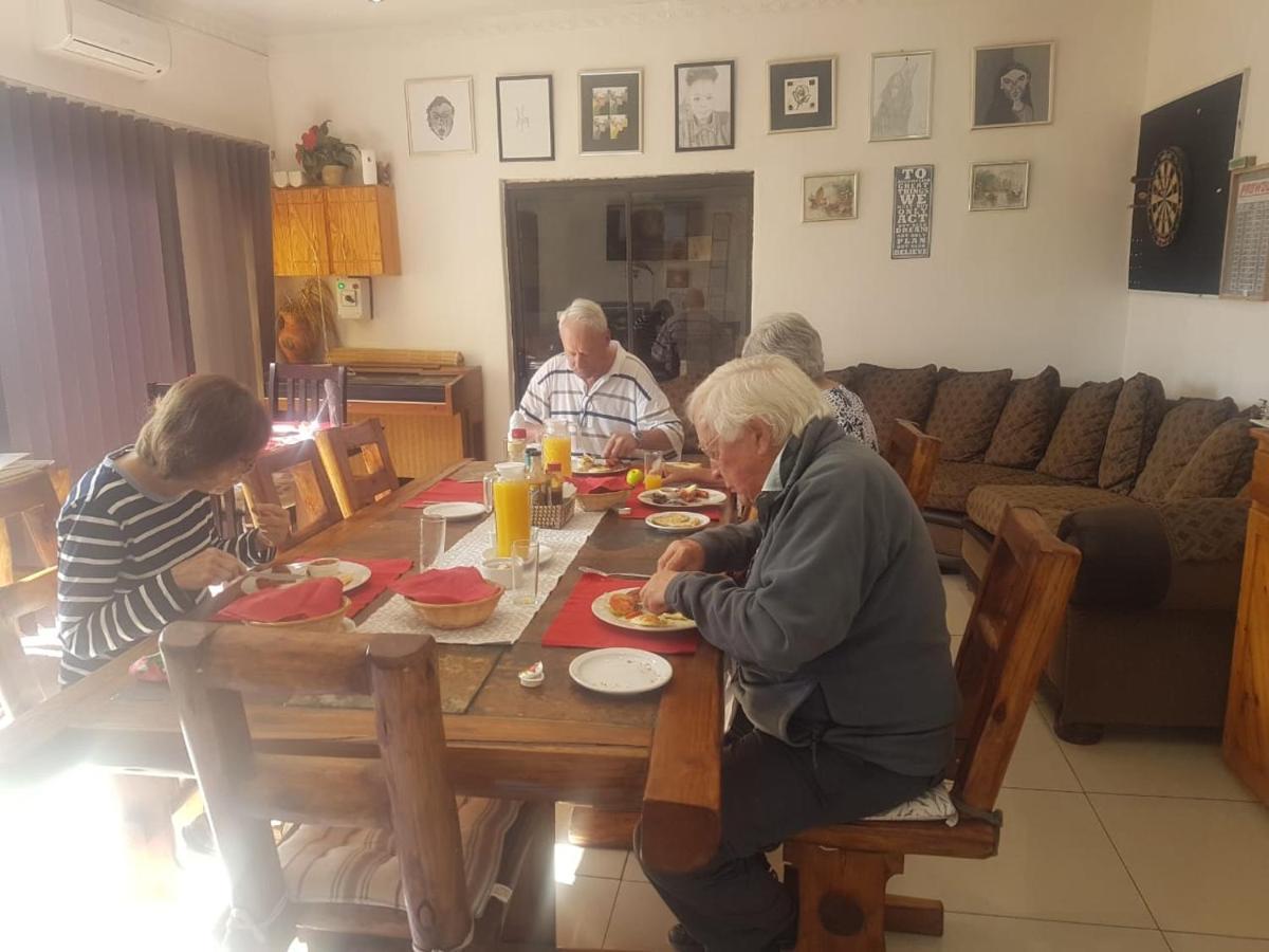 Aliwal Villa Guest Lodge Kültér fotó