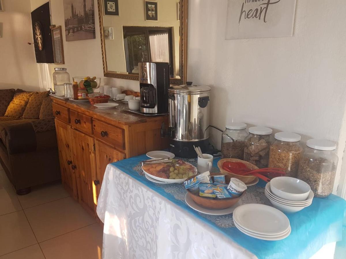 Aliwal Villa Guest Lodge Kültér fotó